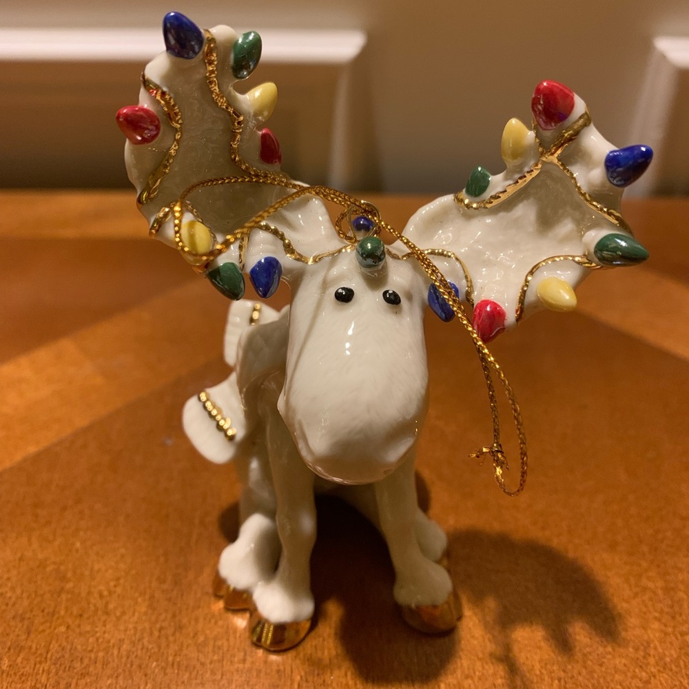 2002 Lenox Annual Moose Ornament - “Moose Merriment”